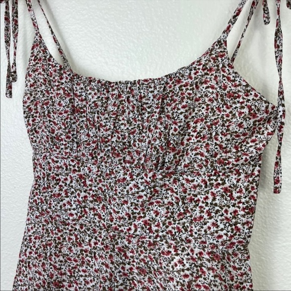 princess polly romper - Picture 9 of 9